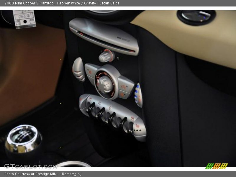 Pepper White / Gravity Tuscan Beige 2008 Mini Cooper S Hardtop