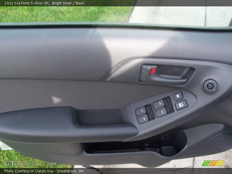 Bright Silver / Black 2012 Kia Forte 5-Door EX