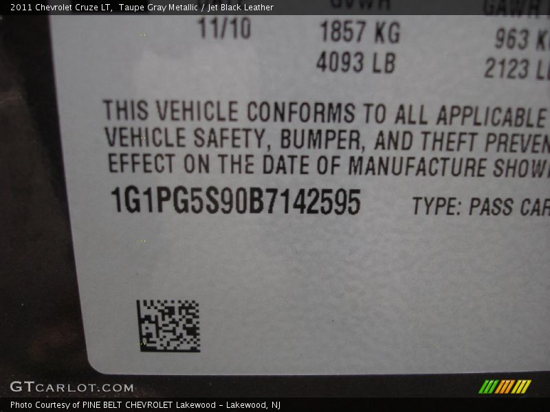 Taupe Gray Metallic / Jet Black Leather 2011 Chevrolet Cruze LT