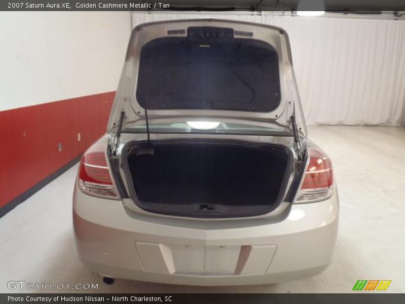 Golden Cashmere Metallic / Tan 2007 Saturn Aura XE