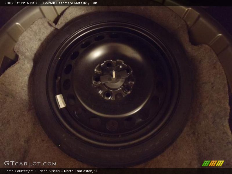 Golden Cashmere Metallic / Tan 2007 Saturn Aura XE
