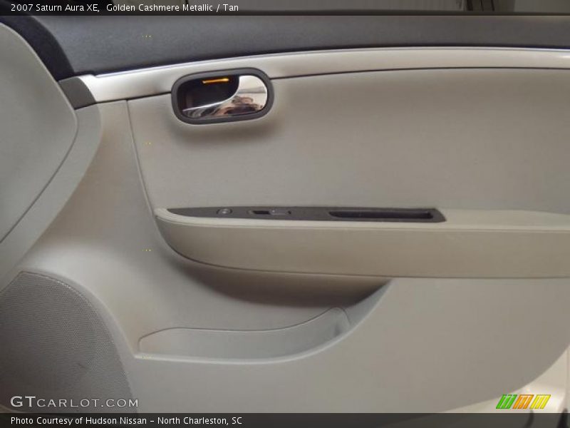 Golden Cashmere Metallic / Tan 2007 Saturn Aura XE