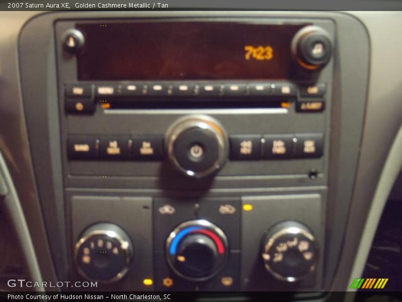 Golden Cashmere Metallic / Tan 2007 Saturn Aura XE