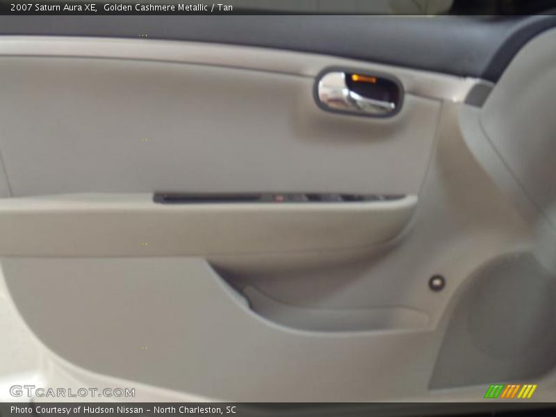 Golden Cashmere Metallic / Tan 2007 Saturn Aura XE
