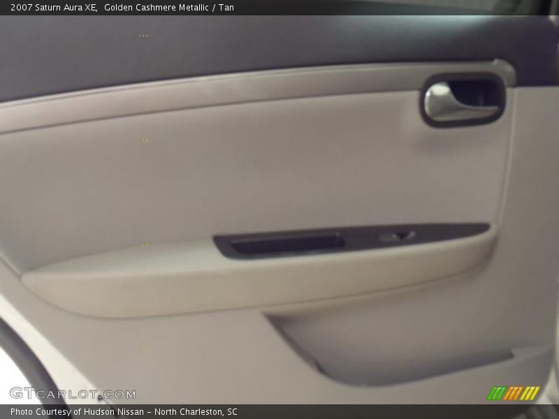 Golden Cashmere Metallic / Tan 2007 Saturn Aura XE