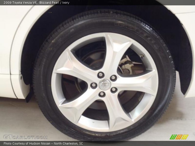 Blizzard Pearl / Ivory 2009 Toyota Venza V6
