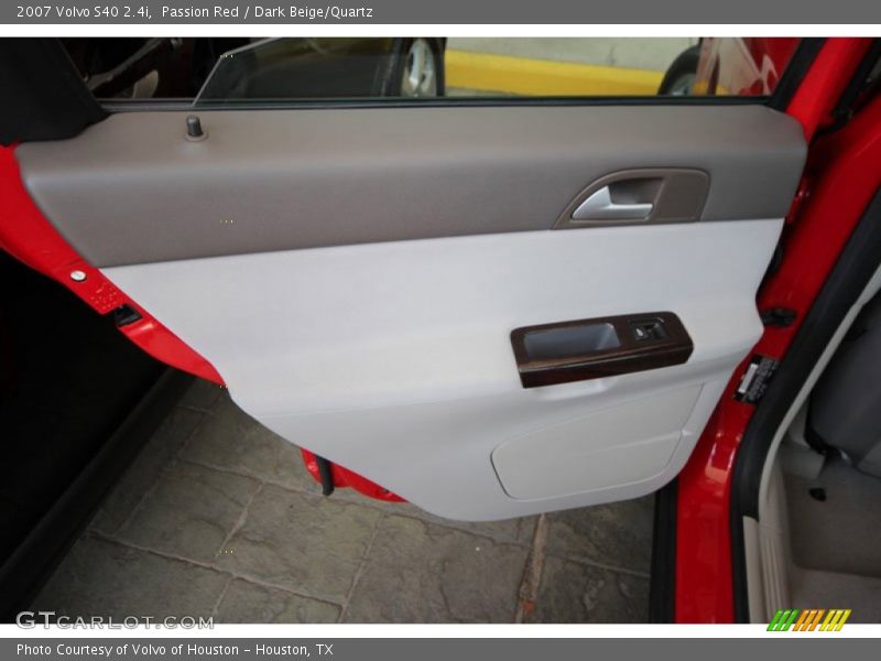 Passion Red / Dark Beige/Quartz 2007 Volvo S40 2.4i
