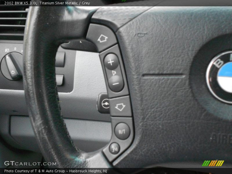 Titanium Silver Metallic / Grey 2002 BMW X5 3.0i