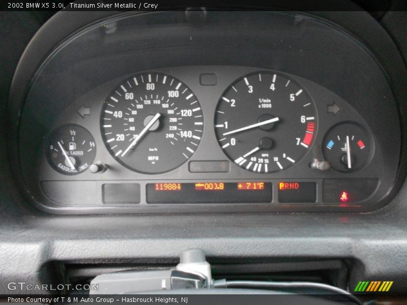Titanium Silver Metallic / Grey 2002 BMW X5 3.0i