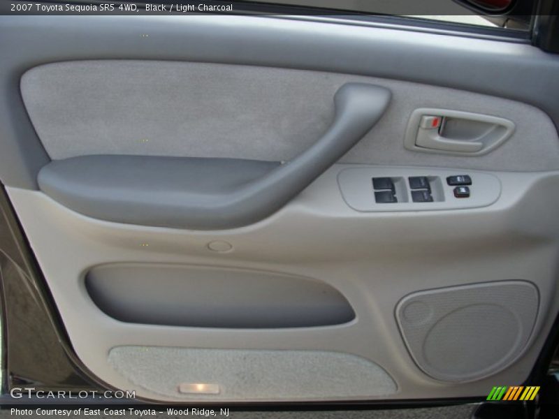 Black / Light Charcoal 2007 Toyota Sequoia SR5 4WD