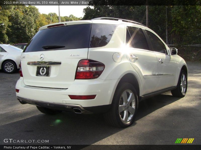 Arctic White / Black 2010 Mercedes-Benz ML 350 4Matic