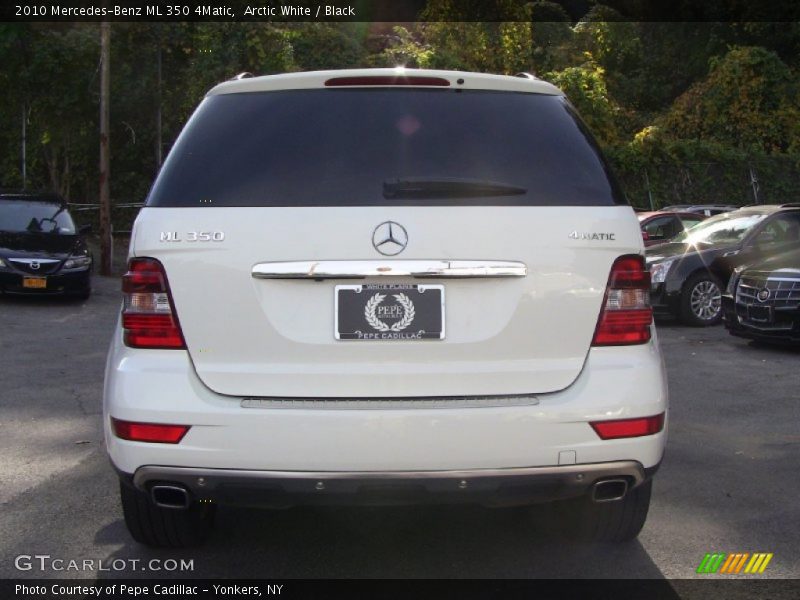 Arctic White / Black 2010 Mercedes-Benz ML 350 4Matic
