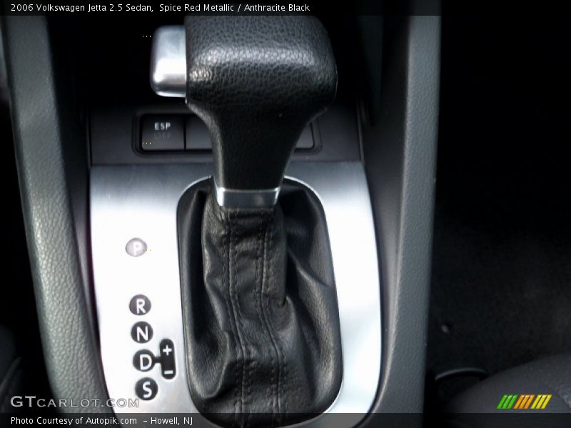 Spice Red Metallic / Anthracite Black 2006 Volkswagen Jetta 2.5 Sedan