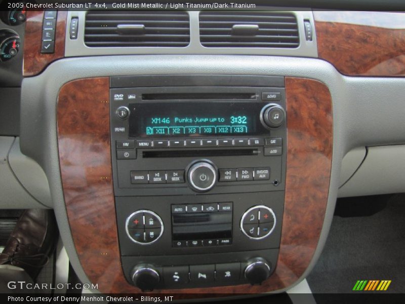 Gold Mist Metallic / Light Titanium/Dark Titanium 2009 Chevrolet Suburban LT 4x4