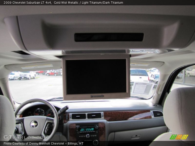 Gold Mist Metallic / Light Titanium/Dark Titanium 2009 Chevrolet Suburban LT 4x4