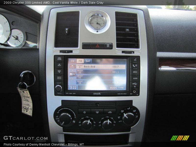 Cool Vanilla White / Dark Slate Gray 2009 Chrysler 300 Limited AWD