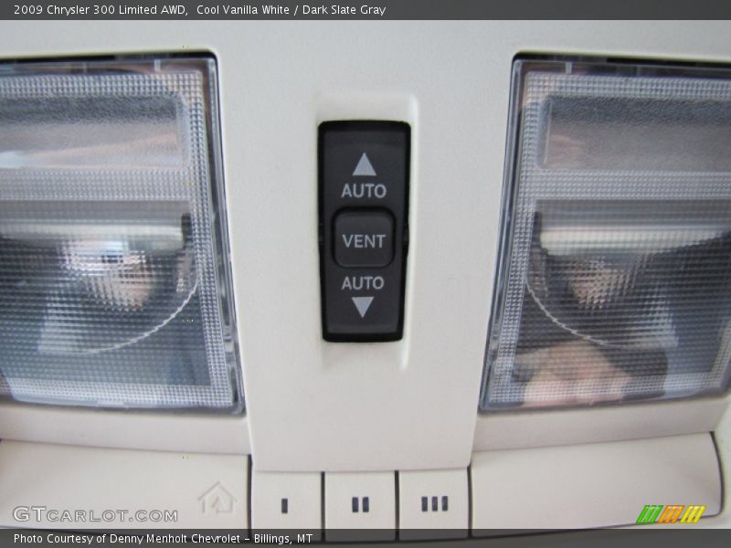 Cool Vanilla White / Dark Slate Gray 2009 Chrysler 300 Limited AWD