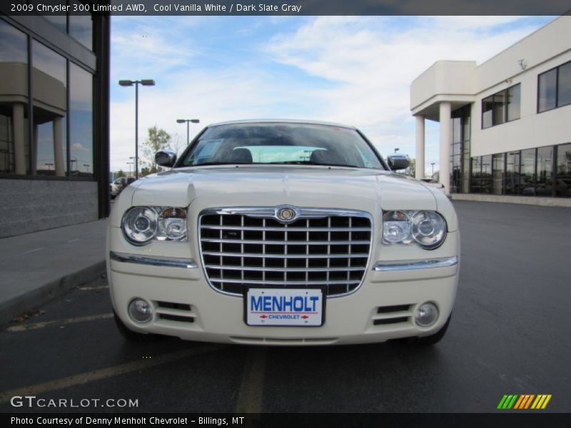 Cool Vanilla White / Dark Slate Gray 2009 Chrysler 300 Limited AWD