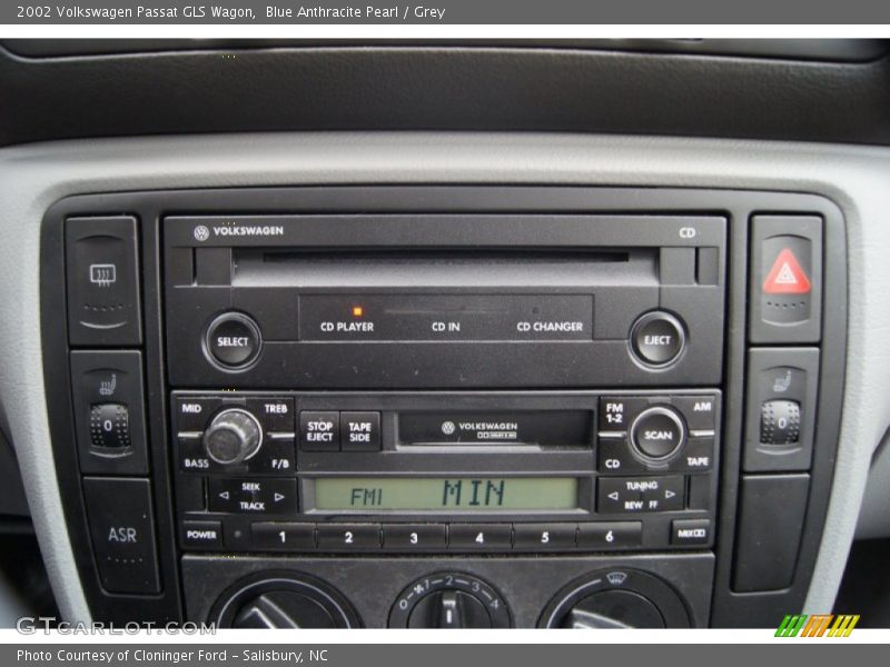 Audio System of 2002 Passat GLS Wagon