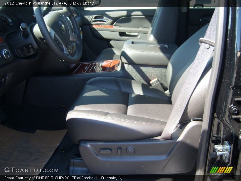 Black / Ebony 2012 Chevrolet Avalanche LTZ 4x4