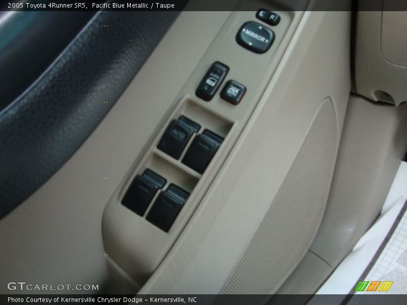 Pacific Blue Metallic / Taupe 2005 Toyota 4Runner SR5