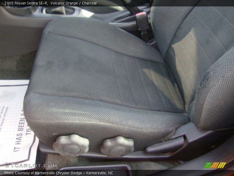 Volcanic Orange / Charcoal 2005 Nissan Sentra SE-R