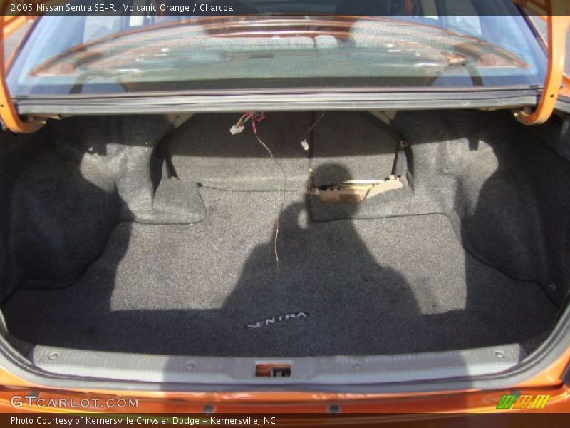 Volcanic Orange / Charcoal 2005 Nissan Sentra SE-R