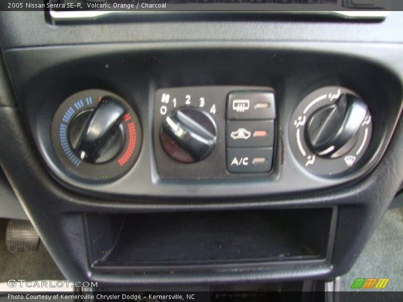 Volcanic Orange / Charcoal 2005 Nissan Sentra SE-R