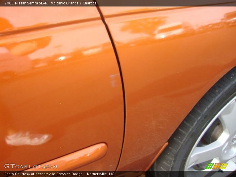 Volcanic Orange / Charcoal 2005 Nissan Sentra SE-R