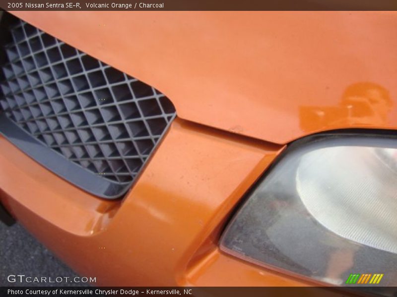 Volcanic Orange / Charcoal 2005 Nissan Sentra SE-R