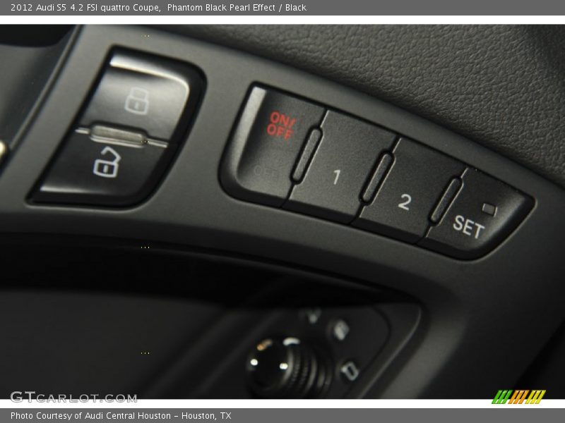 Phantom Black Pearl Effect / Black 2012 Audi S5 4.2 FSI quattro Coupe