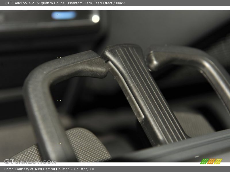Phantom Black Pearl Effect / Black 2012 Audi S5 4.2 FSI quattro Coupe