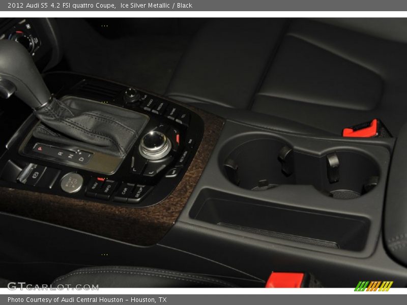 Controls of 2012 S5 4.2 FSI quattro Coupe