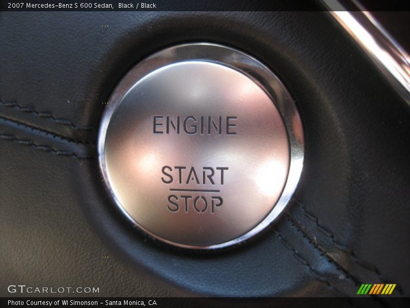 Controls of 2007 S 600 Sedan