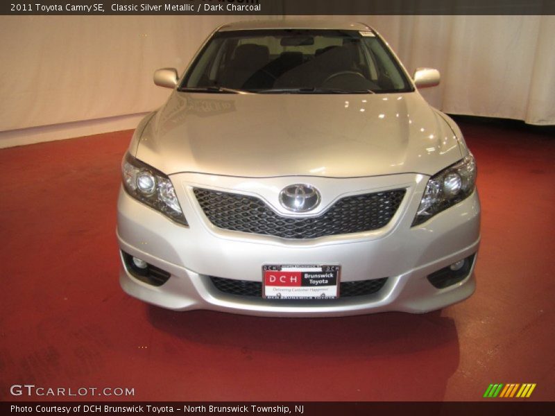Classic Silver Metallic / Dark Charcoal 2011 Toyota Camry SE
