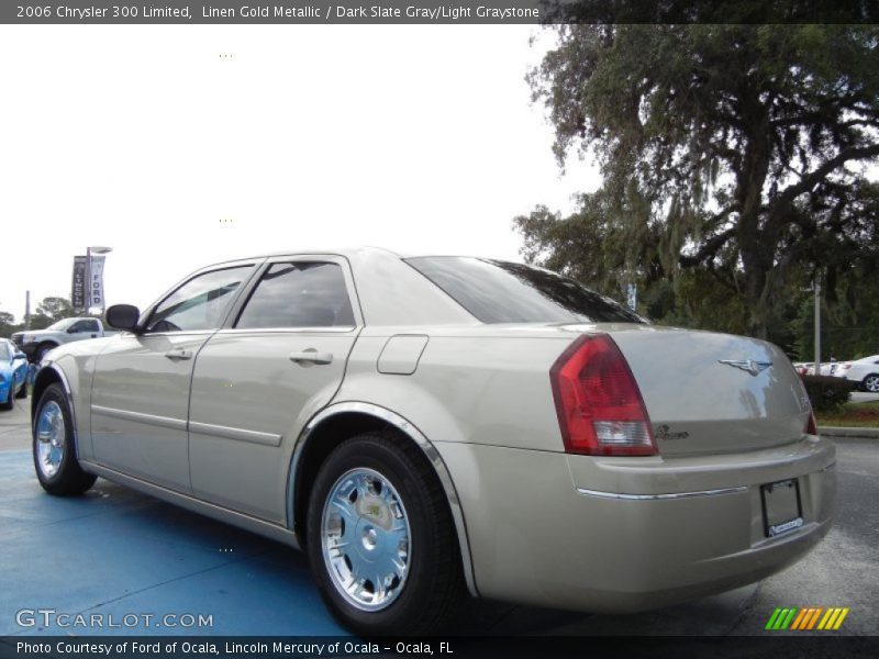 Linen Gold Metallic / Dark Slate Gray/Light Graystone 2006 Chrysler 300 Limited