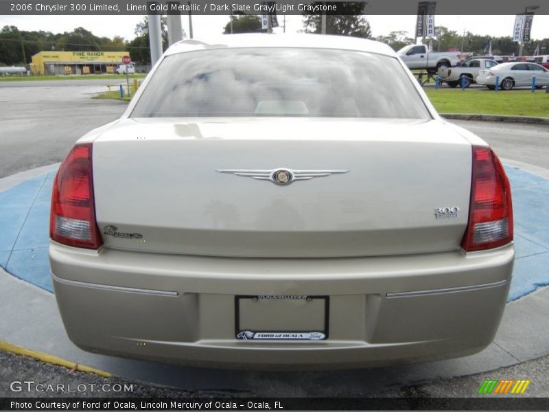 Linen Gold Metallic / Dark Slate Gray/Light Graystone 2006 Chrysler 300 Limited