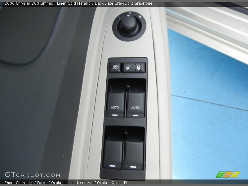 Linen Gold Metallic / Dark Slate Gray/Light Graystone 2006 Chrysler 300 Limited