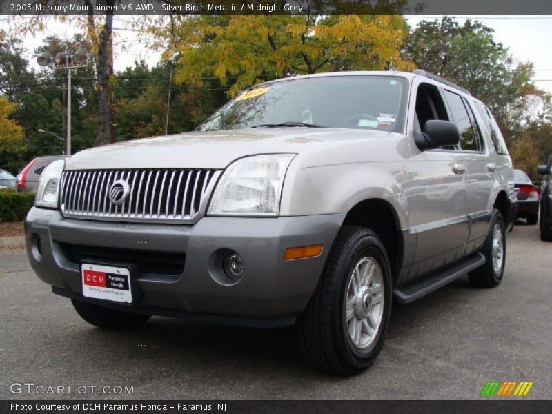 Silver Birch Metallic / Midnight Grey 2005 Mercury Mountaineer V6 AWD