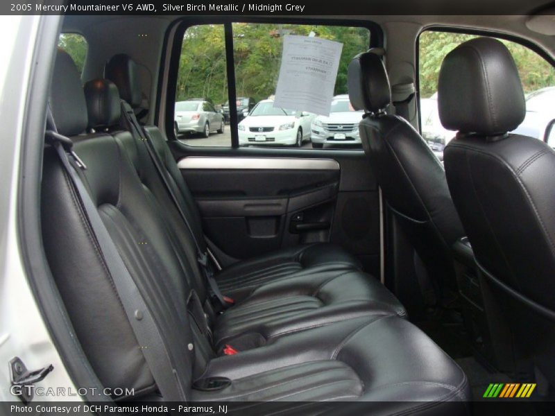 Silver Birch Metallic / Midnight Grey 2005 Mercury Mountaineer V6 AWD