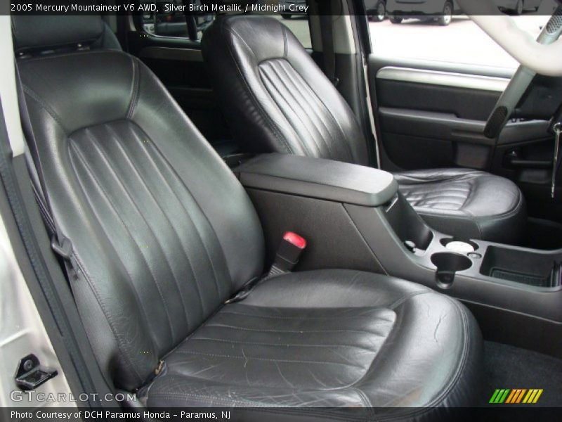 Silver Birch Metallic / Midnight Grey 2005 Mercury Mountaineer V6 AWD