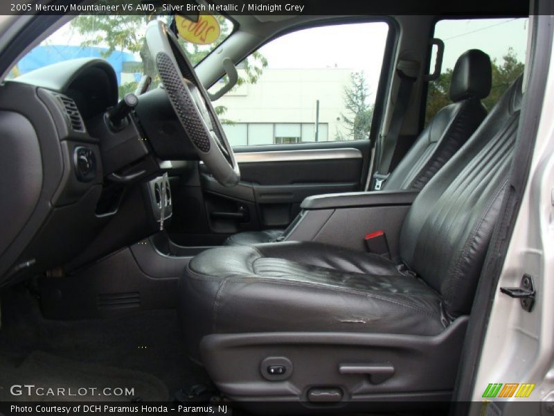 Silver Birch Metallic / Midnight Grey 2005 Mercury Mountaineer V6 AWD