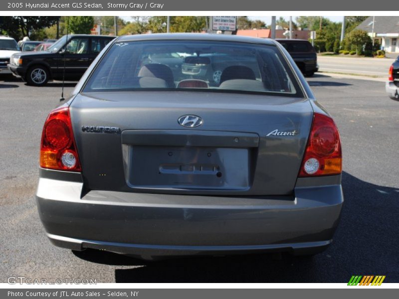 Stormy Gray / Gray 2005 Hyundai Accent GLS Sedan
