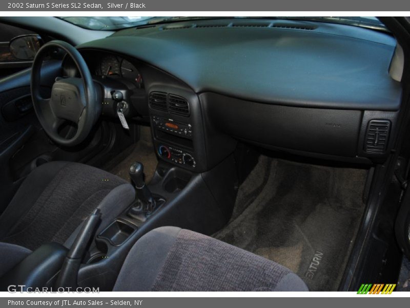 Silver / Black 2002 Saturn S Series SL2 Sedan