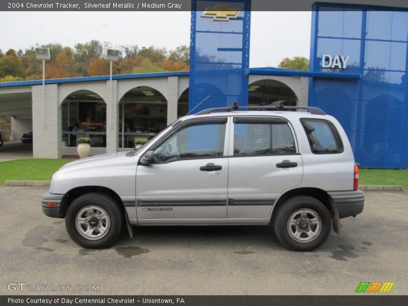 Silverleaf Metallic / Medium Gray 2004 Chevrolet Tracker