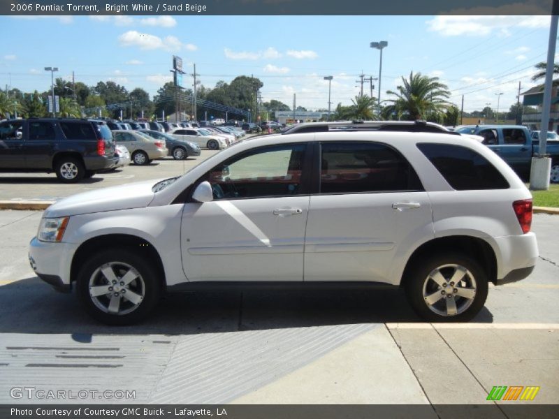 Bright White / Sand Beige 2006 Pontiac Torrent