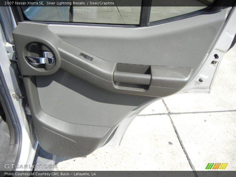 Silver Lightning Metallic / Steel/Graphite 2007 Nissan Xterra SE