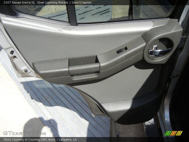Silver Lightning Metallic / Steel/Graphite 2007 Nissan Xterra SE