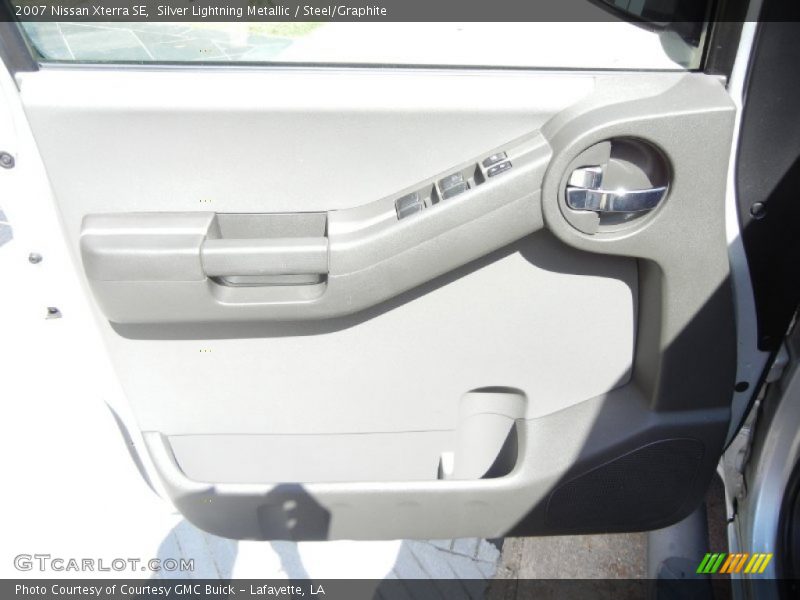 Silver Lightning Metallic / Steel/Graphite 2007 Nissan Xterra SE