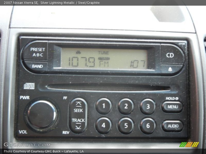 Silver Lightning Metallic / Steel/Graphite 2007 Nissan Xterra SE
